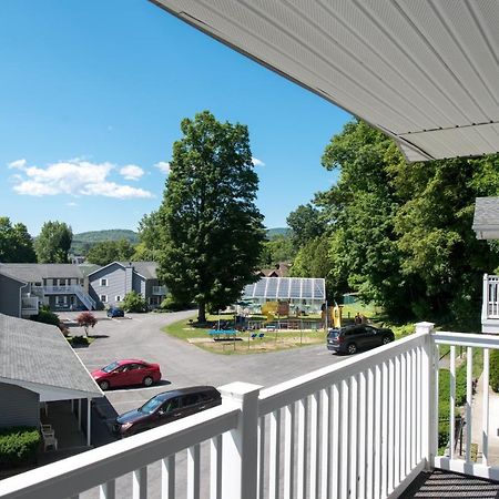 Americas Best Value Inn & Suites Lake George Exterior photo