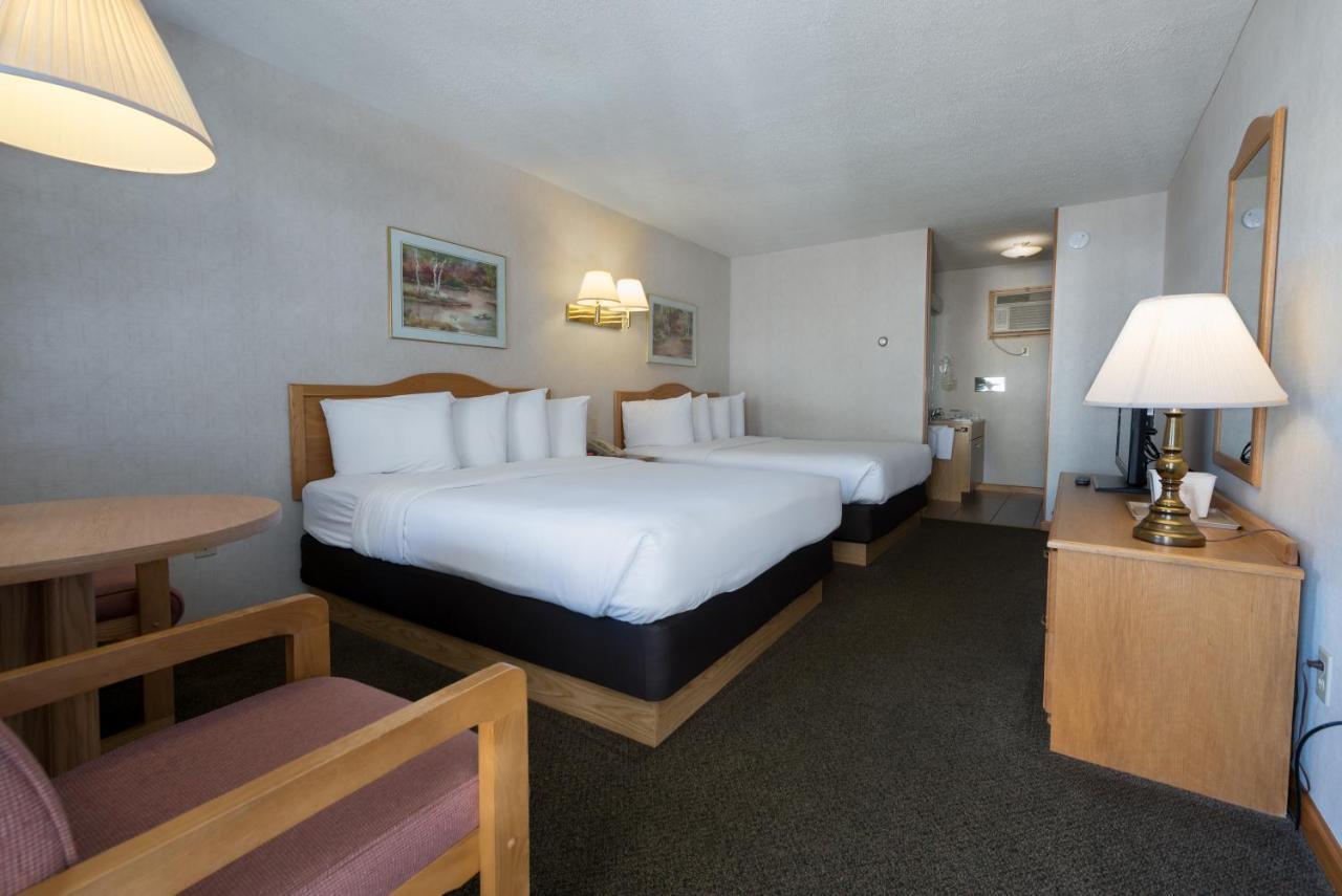 Americas Best Value Inn & Suites Lake George Room photo