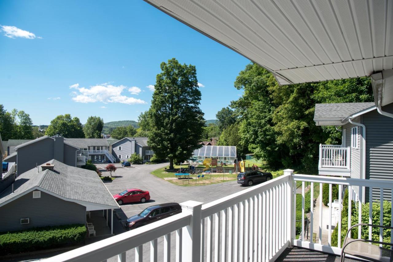 Americas Best Value Inn & Suites Lake George Exterior photo